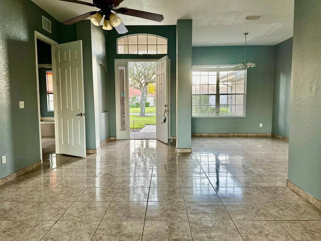 421 BAY LEAF DRIVE, POINCIANA, FL — photo 3 of 13