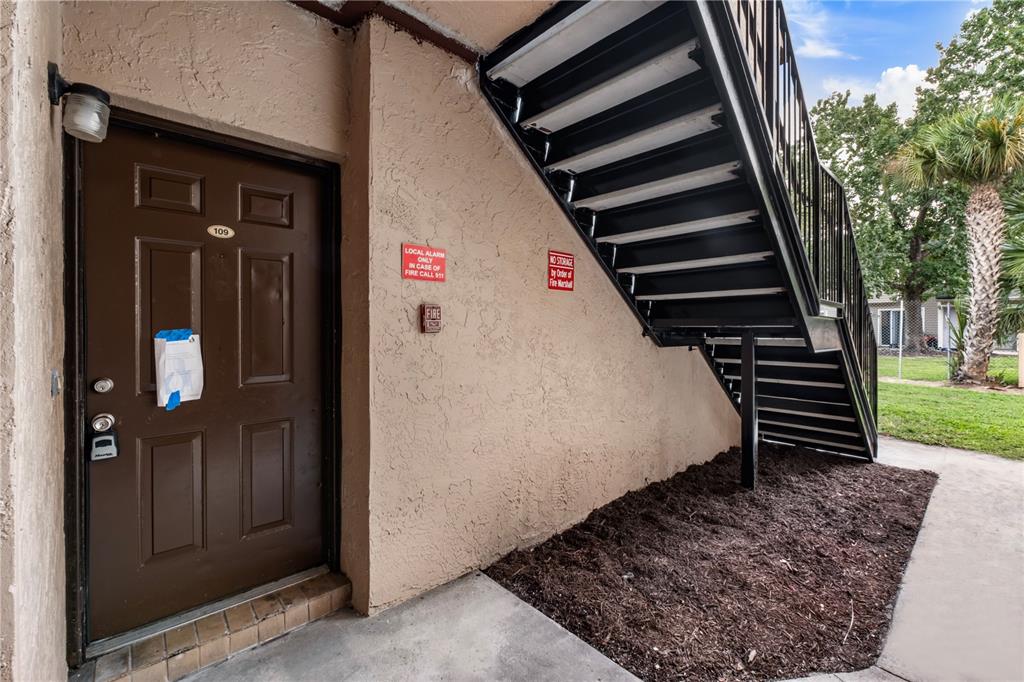 5219 VIA HACIENDA CIRCLE UNIT B109, ORLANDO, FL — photo 4 of 25