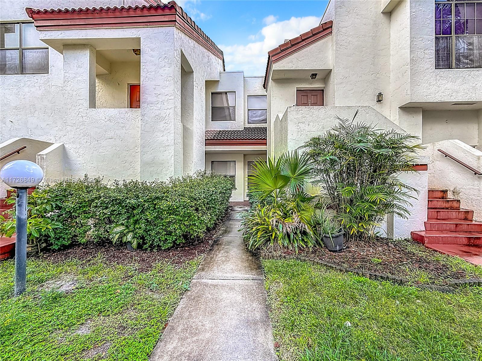 1421 Avon Ln # 107, North Lauderdale FL 33068