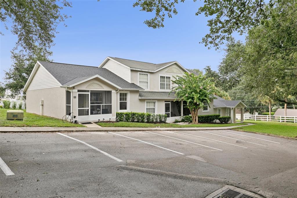 608 E GRAND HIGHWAY, CLERMONT, FL — photo 2 of 30