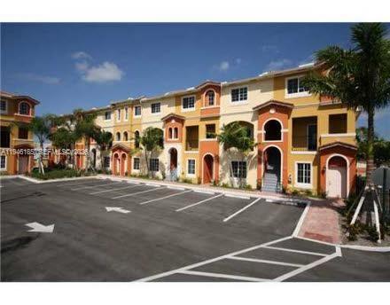 141 NW 2nd Ave # 7, Hallandale Beach FL 33009