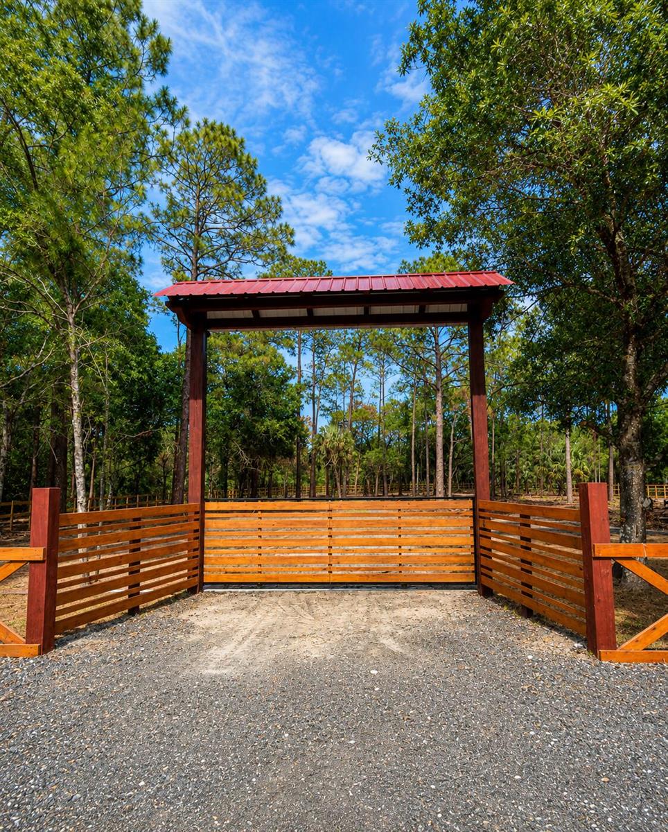 875 N Cabbage Palm Street, Clewiston FL 33440