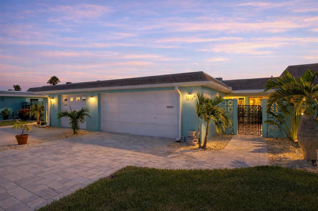 328 BOCA CIEGA POINT BOULEVARD S