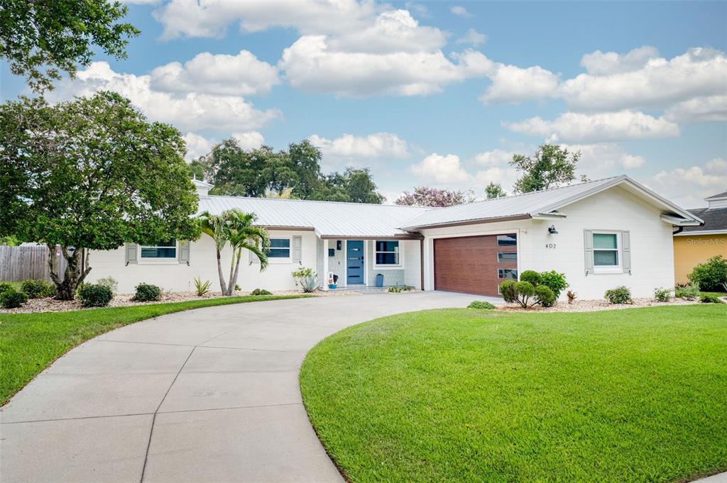 402 SAINT DUNSTAN WAY