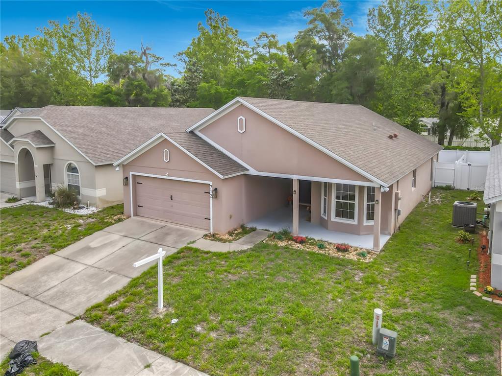 712 SPRING CAVERN AVENUE, ORANGE CITY, FL — photo 4 of 30