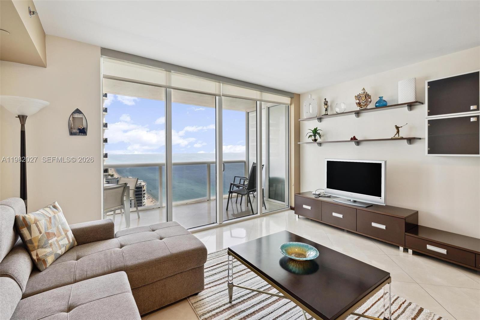 1830 S Ocean Dr # 3909, Hallandale Beach FL 33009
