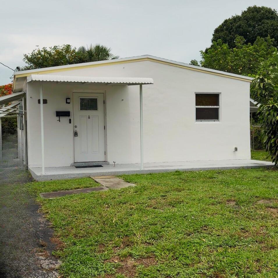 2573 NW 58th Avenue, Margate FL 33063