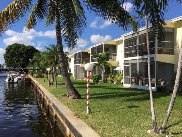 1100 Pine Dr # 106, Pompano Beach FL 33060
