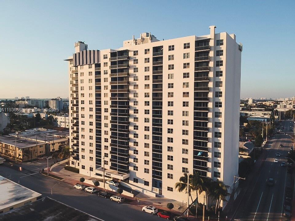 401 69th St # 304, Miami Beach FL 33141