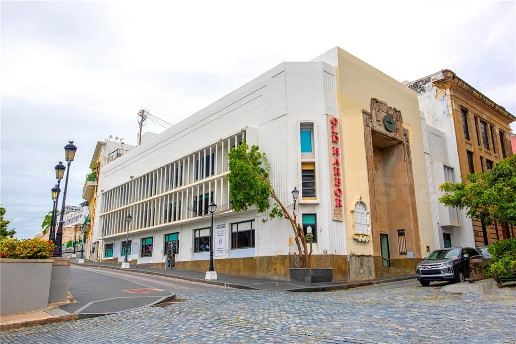 203 RECINTO SUR STREET UNIT 2