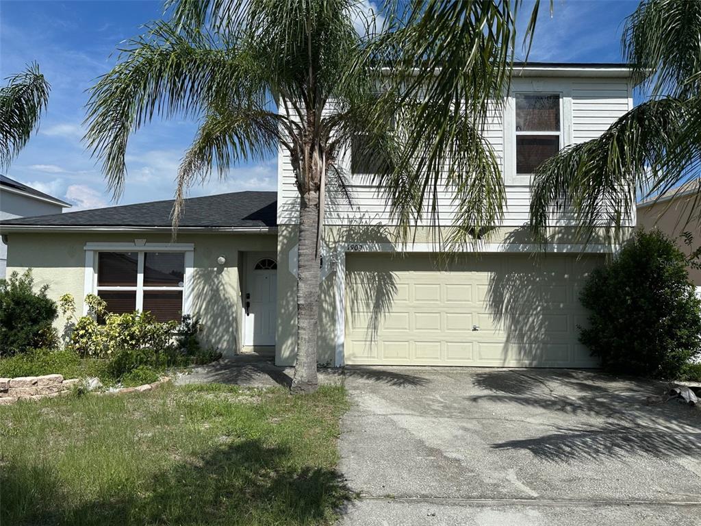 1909 LAKEVIEW PLACE