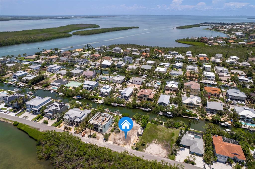 640 LYONS LANE, LONGBOAT KEY, FL — photo 3 of 9