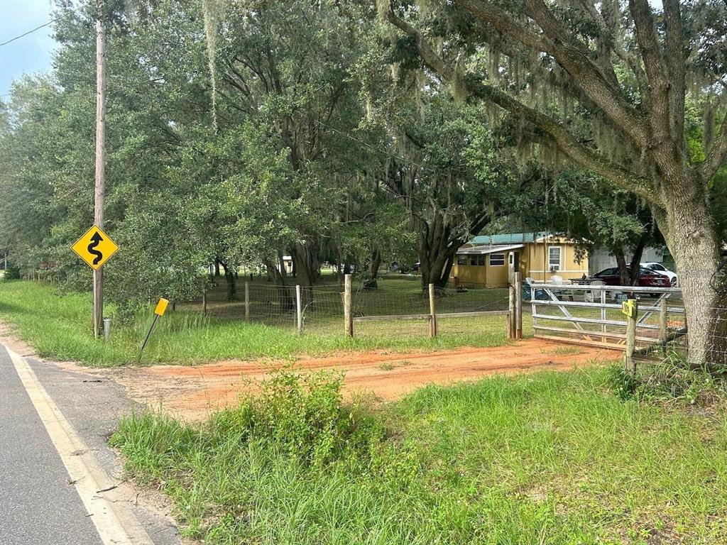 981 DAWES ROAD