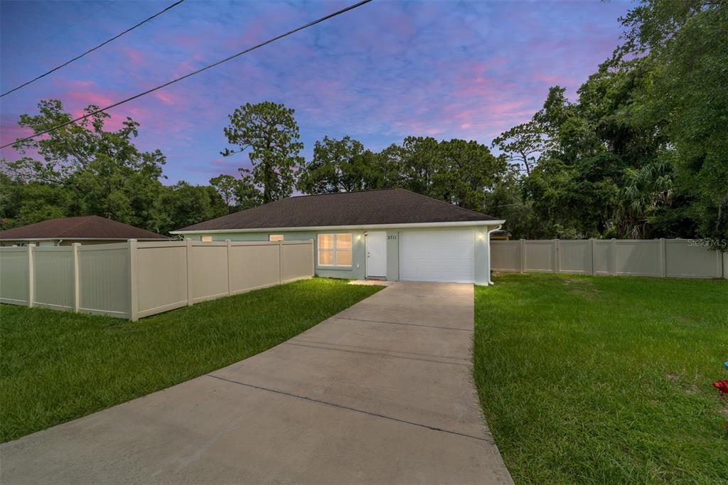 2711 SW 17TH CIRCLE