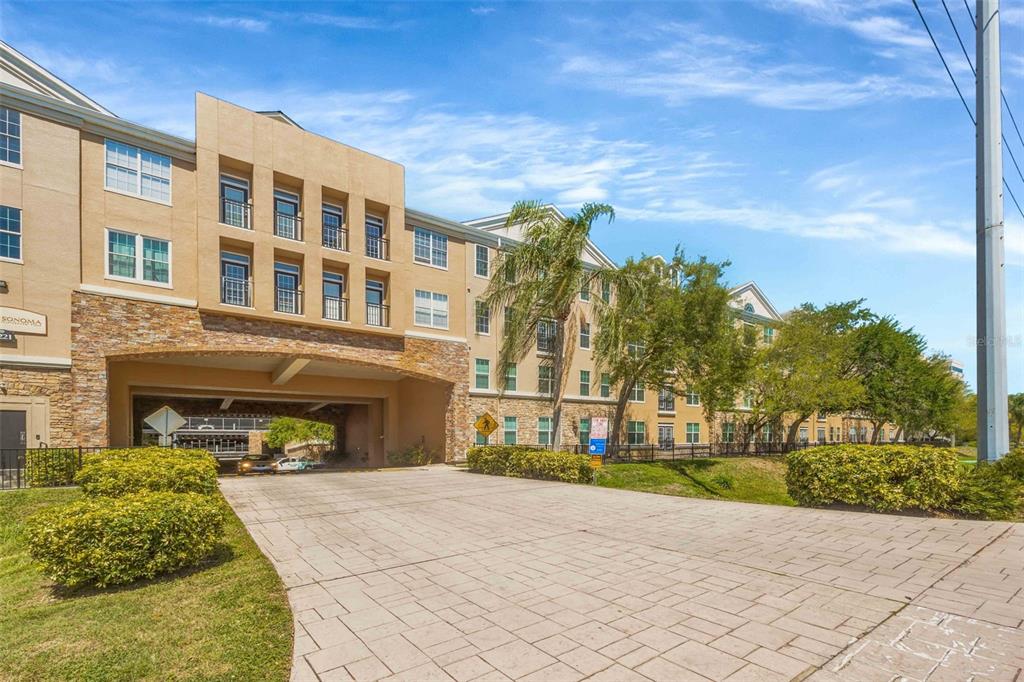 4221 W SPRUCE STREET UNIT 2217