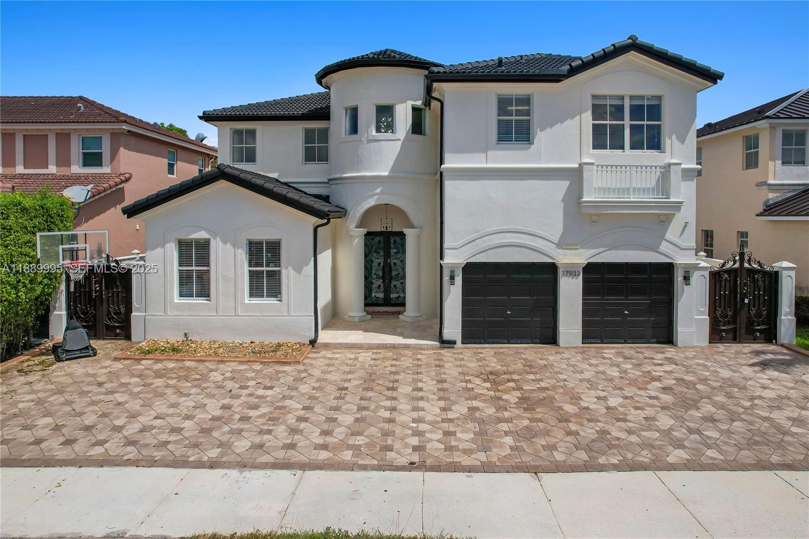 17933 NW 87th Pl, Hialeah FL 33018