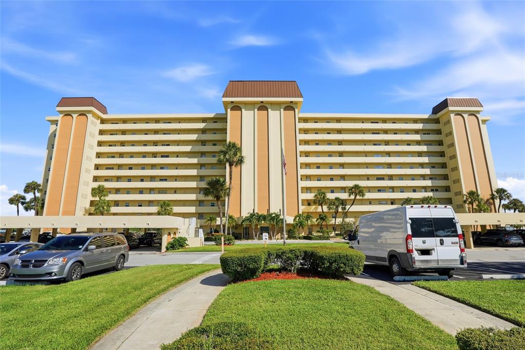4725 COVE CIRCLE UNIT 306