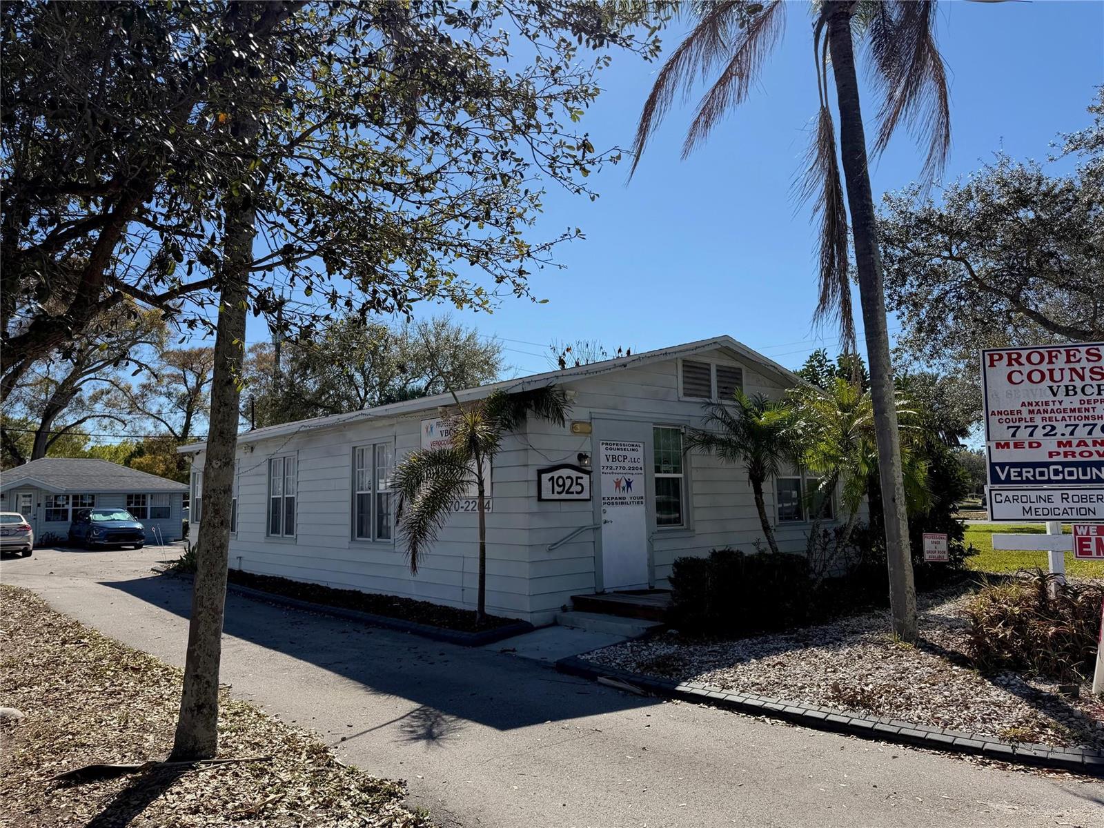 1925 20th Street, Vero Beach FL 32960