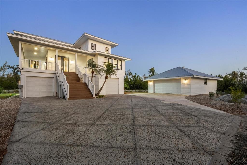 5010 GROUPER HOLE COURT