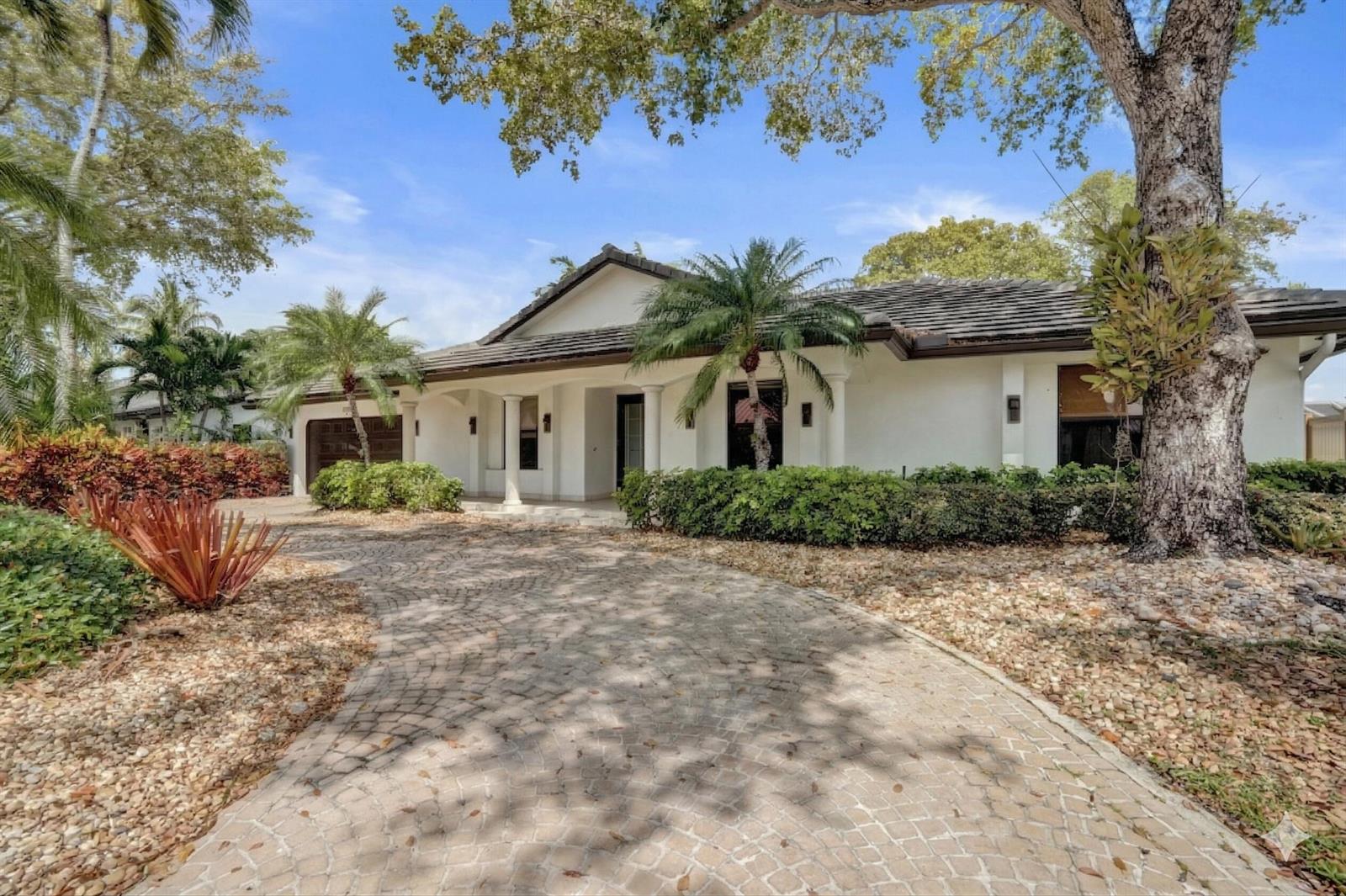 9721 Sea Turtle Drive, Plantation FL 33324