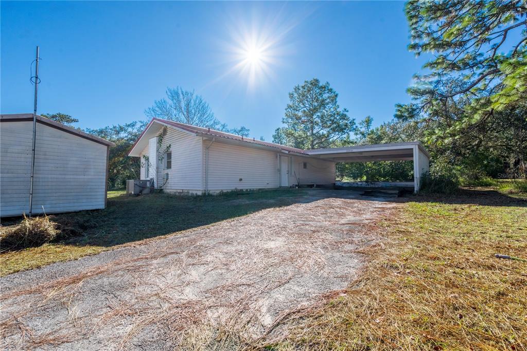 11216 NE 63RD PLACE, WILLISTON, FL — photo 5 of 17