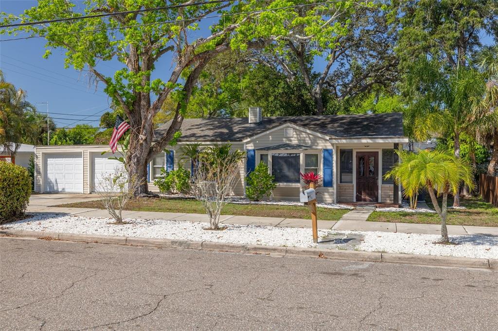 200 BROADWAY, DUNEDIN, FL — photo 4 of 30