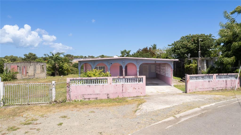 151 LOS CAOBOS, VIEQUES, PR — photo 2 of 25