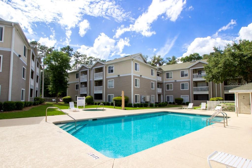 4000 SW 23RD STREET UNIT 4-104