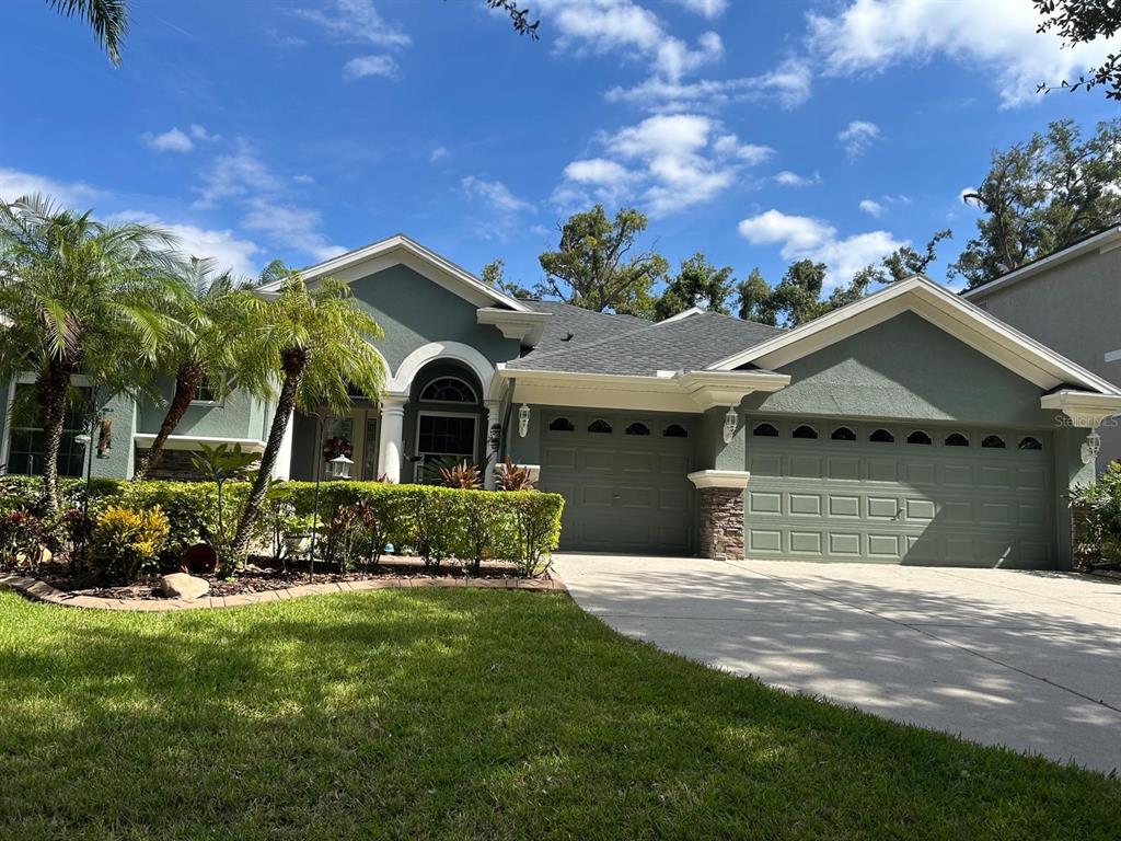 2013 RAVEN MANOR DRIVE