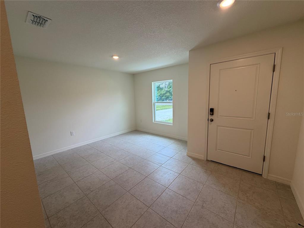 1916 W BELGRADE DRIVE, DUNNELLON, FL — photo 4 of 14
