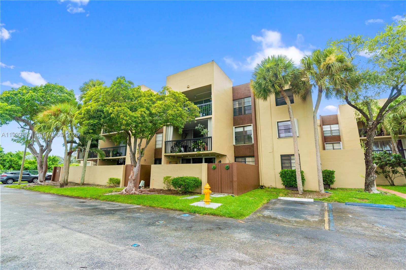 10875 SW 112th Ave # 218, Miami FL 33176
