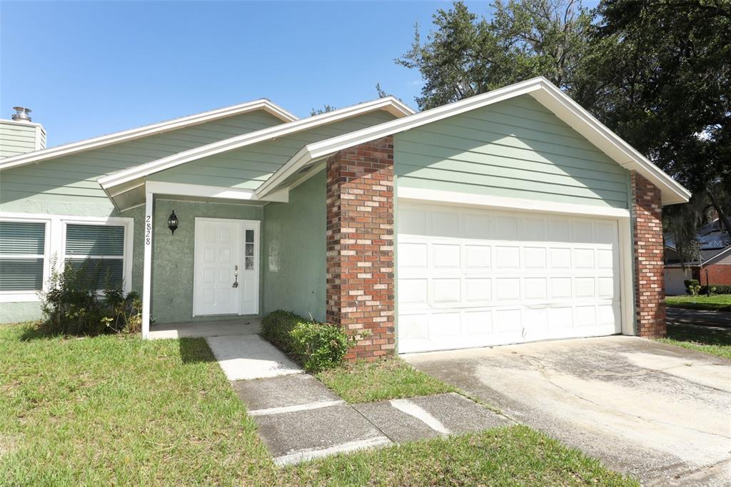 2828 WHISPERING WAY