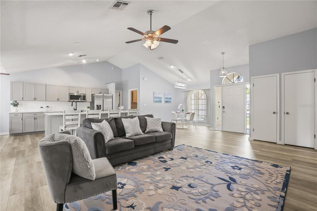 2635 LAKE LANDING BOULEVARD, EUSTIS, FL — photo 3 of 30