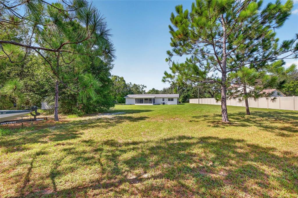 7502 POND CIRCLE, SPRING HILL, FL — photo 5 of 30