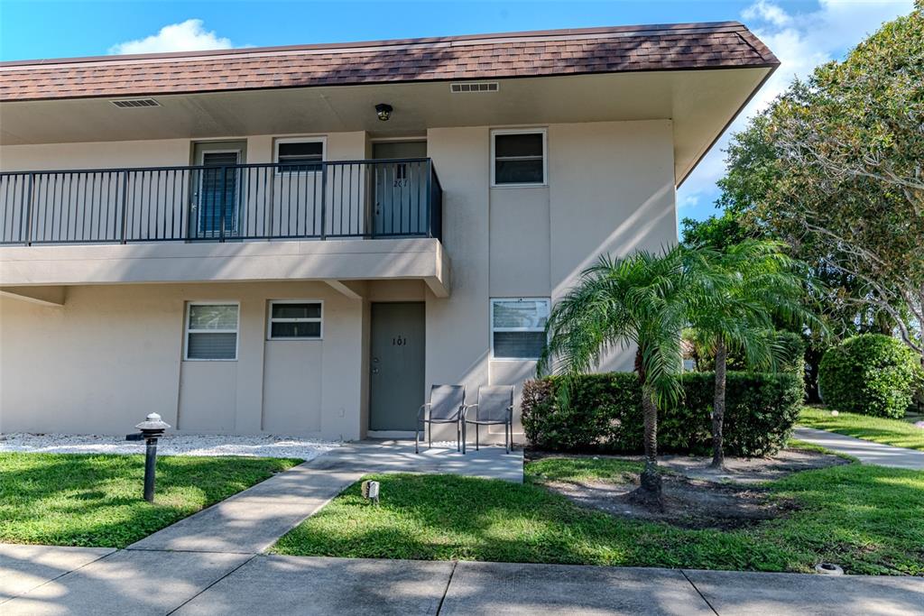 9945 47TH AVENUE N UNIT 201
