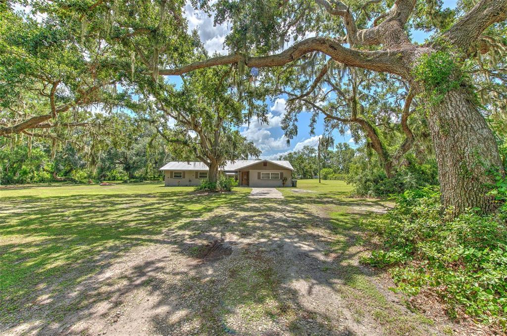 2610 CRESTVIEW ROAD