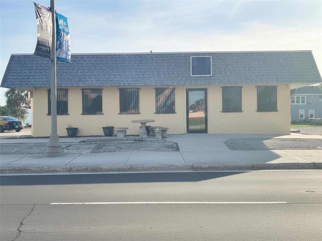 2006 S ATLANTIC AVENUE