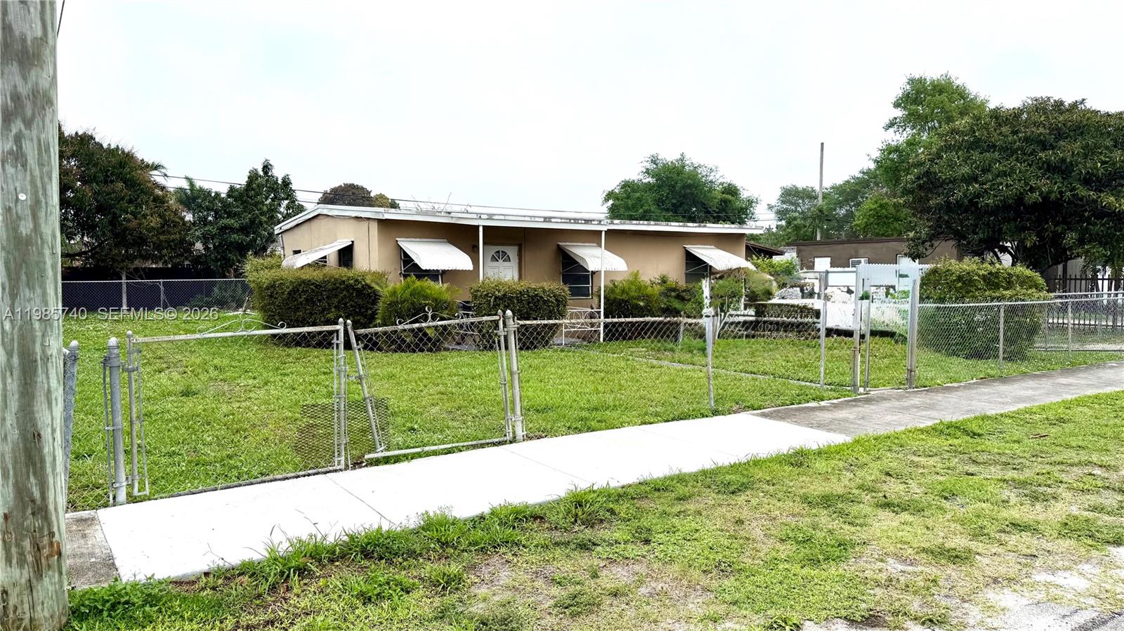 2455 NW 158th St, Miami Gardens FL 33054