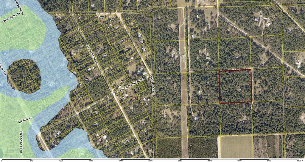 This is an aerial map showing a rectangular parcel of land outlined in red — 268 SW LUKE PLACE, FORT WHITE, FL