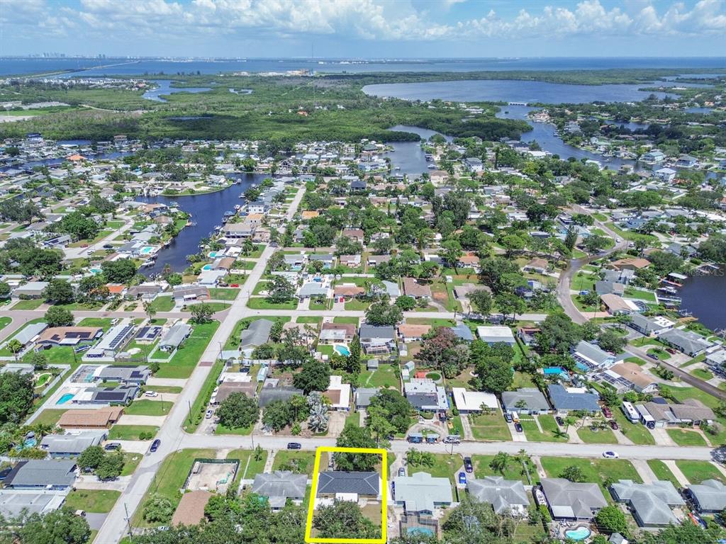 9046 3RD STREET N, ST PETERSBURG, FL — photo 4 of 30