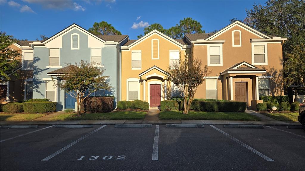 1302 DENMAN COURT