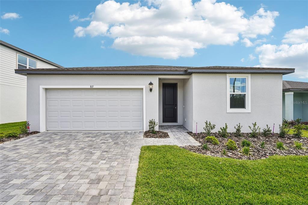 811 SUNSHOWER DRIVE