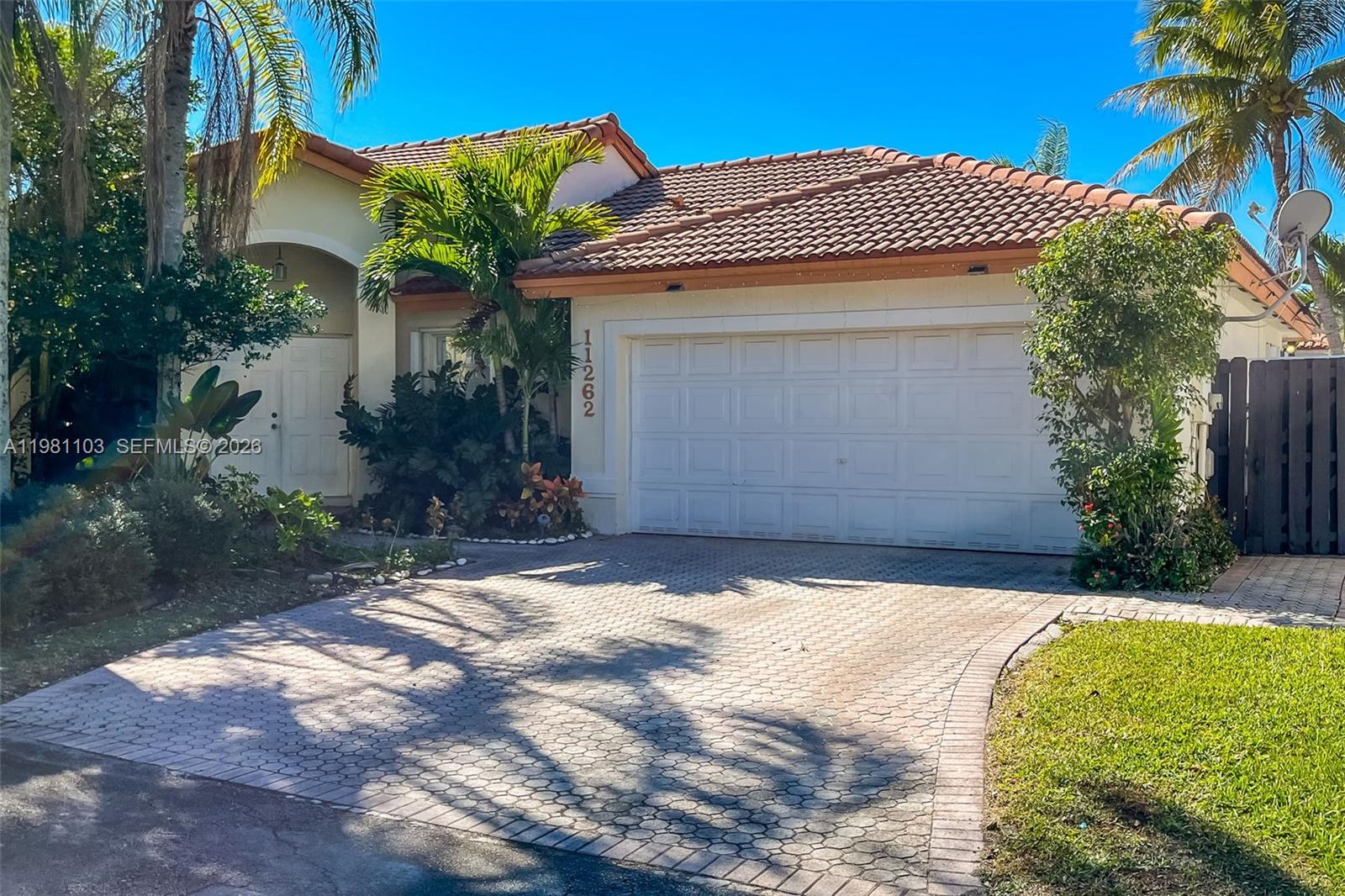 11262 NW 59th Ter, Doral FL 33178