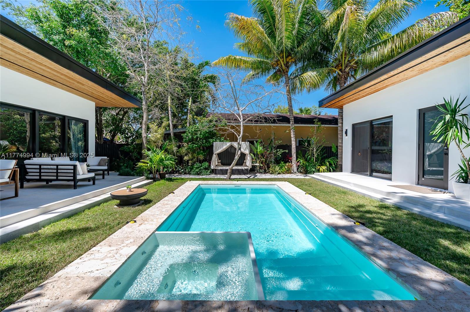 151 NW 44th St, Miami FL 33127