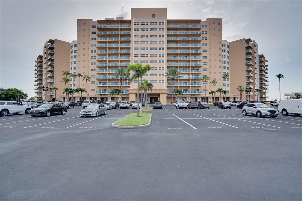 880 MANDALAY AVENUE UNIT C713