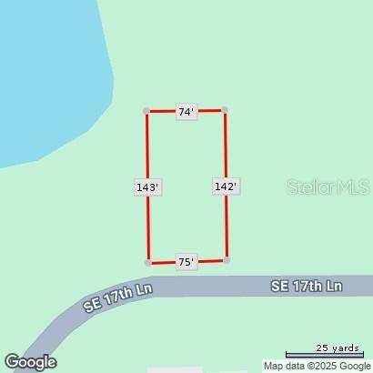 This is a map showing the rectangular property boundaries and dimensions of a vacant lot — SE 17TH LANE, OCKLAWAHA, FL