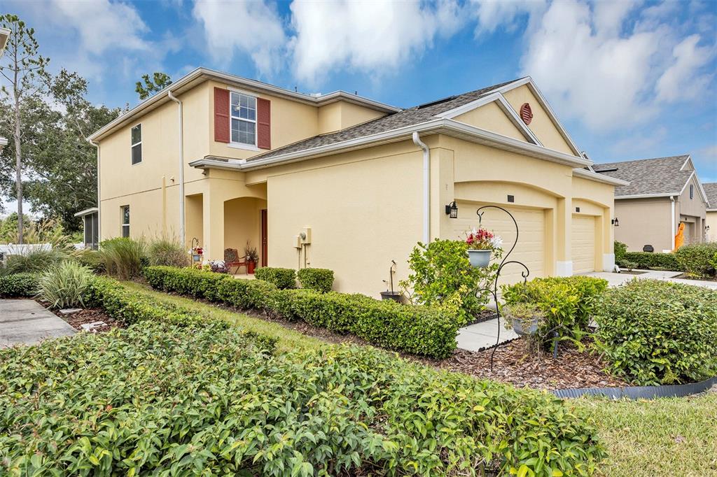 1386 SCARLET OAK LOOP