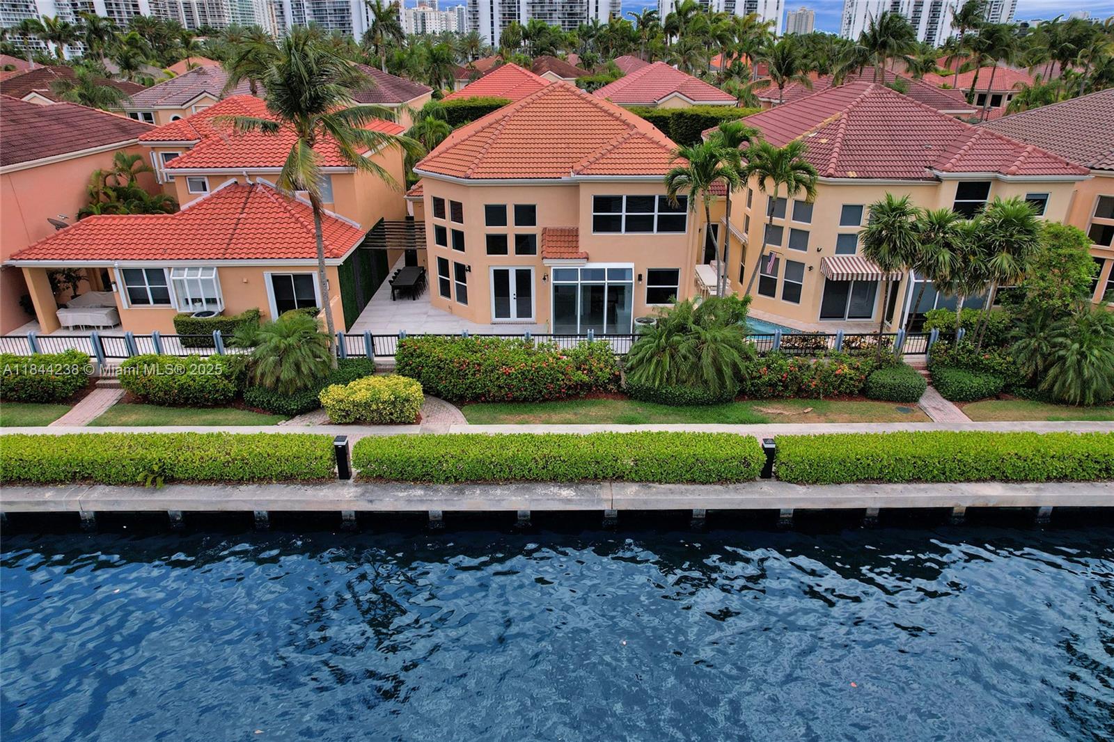 3757 NE 208th Ter., Aventura FL 33180