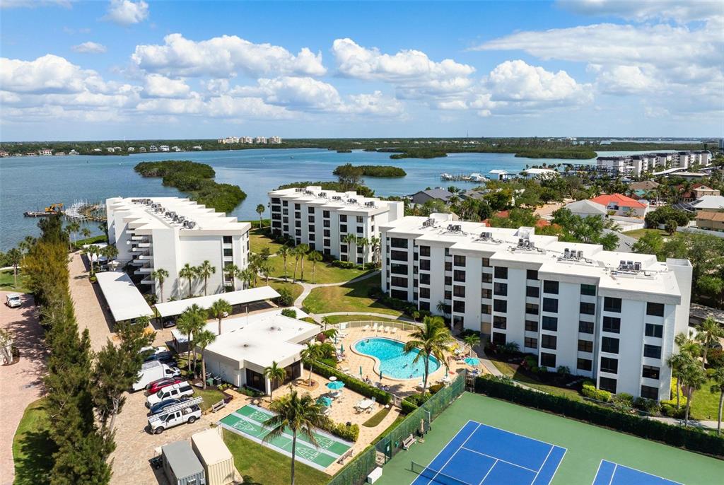 8767 MIDNIGHT PASS ROAD UNIT 505F
