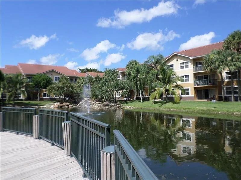 8781 Wiles Road # 203, Coral Springs FL 33067